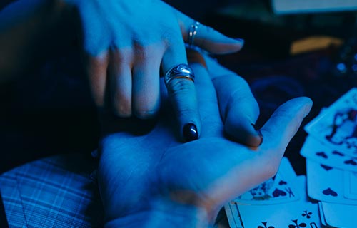Reading symbolic lines on the palm of your hand can provide information about your health condition.