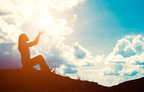 Spiritual healing and Reiki are popular esoteric methods for treating mental blockages.