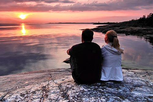 Consult the trusted cards of love in the online tarot at tarot.co.uk!