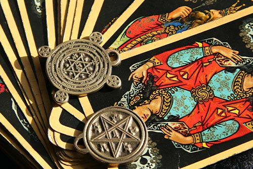 The tarot future oracle for your personal financial situation.